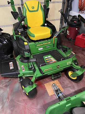 Image of John Deere Z545R Primary image
