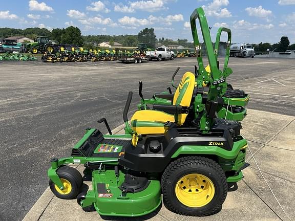 Image of John Deere Z545R equipment image 4