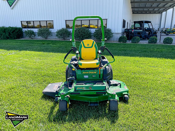 Image of John Deere Z545R equipment image 1