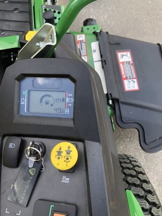 Image of John Deere Z545R equipment image 4