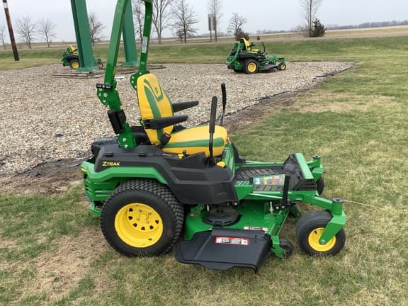 Image of John Deere Z545R equipment image 1