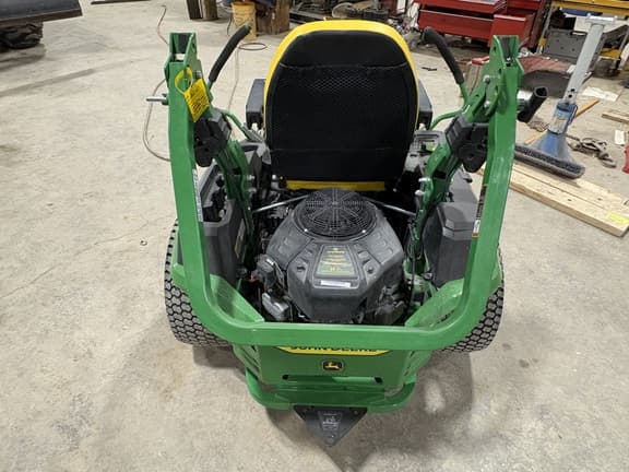 Image of John Deere Z545R equipment image 3