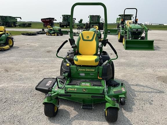 Image of John Deere Z545R equipment image 1