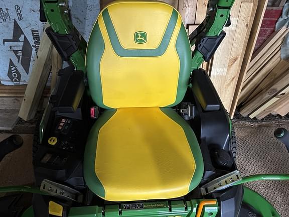 Image of John Deere Z545R equipment image 4