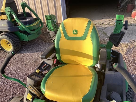 Image of John Deere Z545R equipment image 3