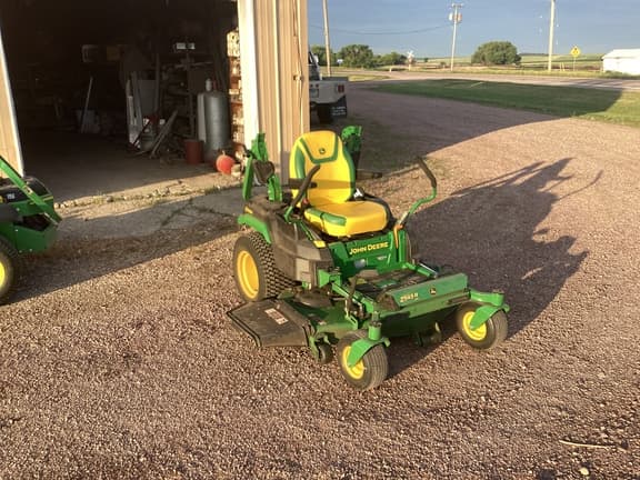 Image of John Deere Z545R equipment image 1