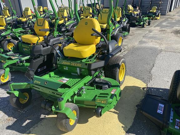 Image of John Deere Z720E Image 1