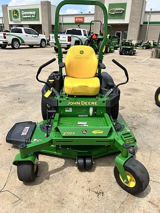 Image of John Deere Z720E Primary image
