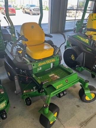 Image of John Deere Z720E equipment image 1