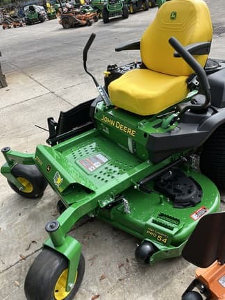 Image of John Deere Z720E Primary image