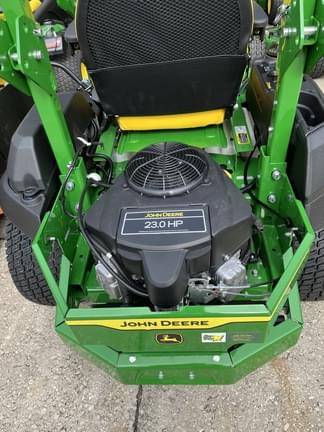 Image of John Deere Z720E equipment image 2