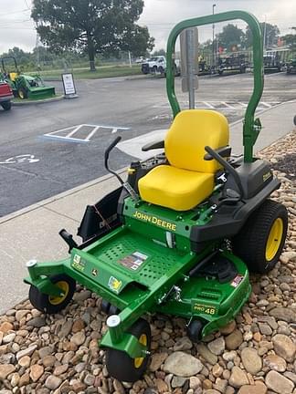 Image of John Deere Z720E Primary image