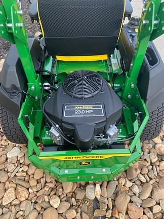 Image of John Deere Z720E equipment image 2