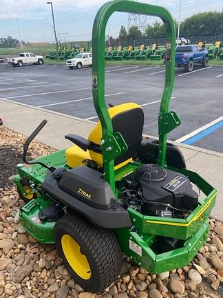 Image of John Deere Z720E equipment image 3