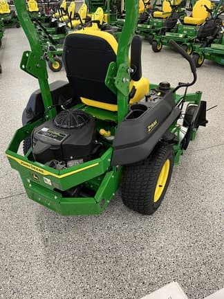 Image of John Deere Z720E equipment image 3