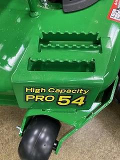 Image of John Deere Z720E equipment image 1