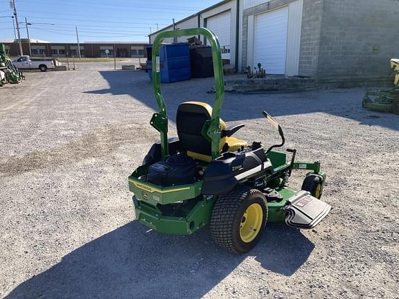 Image of John Deere Z720E equipment image 2