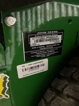 Image of John Deere Z720E equipment image 3