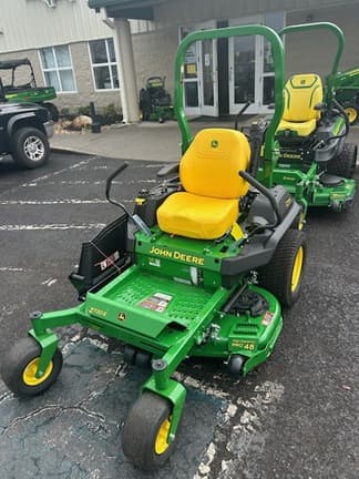 Main image John Deere Z720E