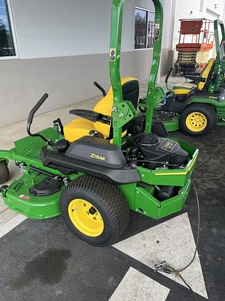 Image of John Deere Z720E equipment image 3