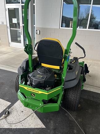 Image of John Deere Z720E equipment image 2