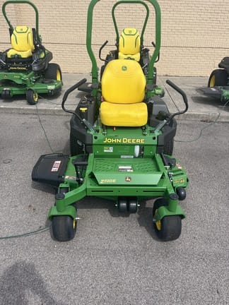 Main image John Deere Z720E