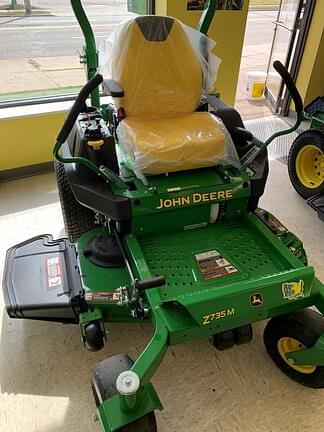 Image of John Deere Z735M equipment image 1