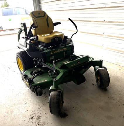 Image of John Deere Z740R equipment image 2