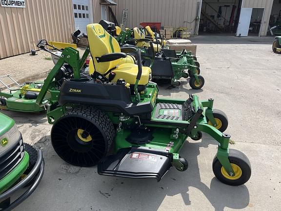 Image of John Deere Z740R equipment image 3