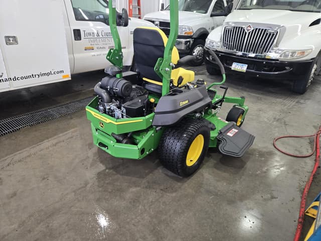 Image of John Deere Z760R equipment image 4