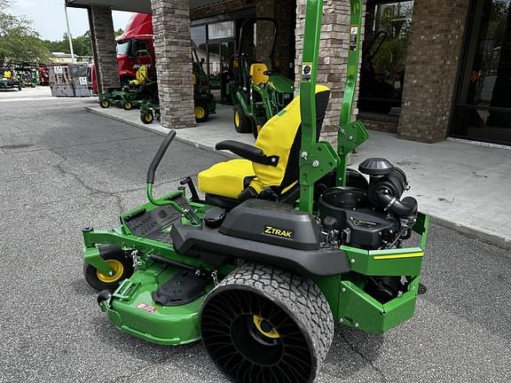 Image of John Deere Z760R equipment image 4