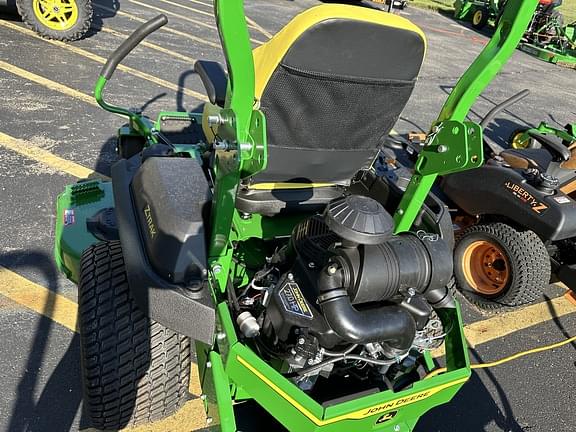 Image of John Deere Z760R equipment image 4