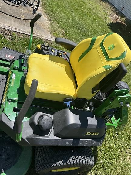 Image of John Deere Z760R equipment image 1