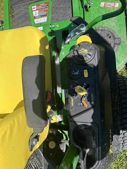 Image of John Deere Z760R equipment image 4