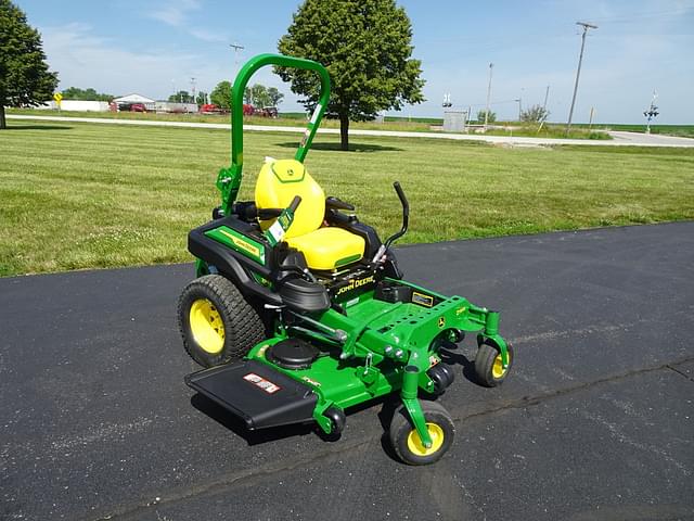 Image of John Deere Z915E equipment image 1
