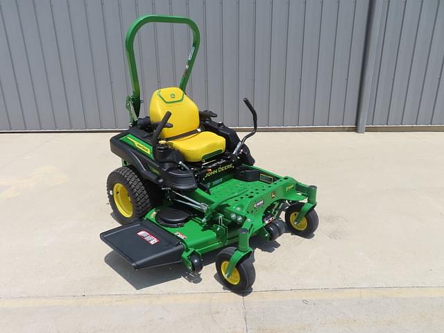 Image of John Deere Z915E equipment image 1