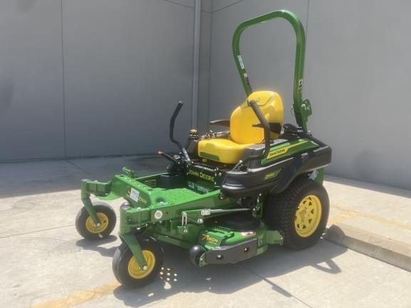 Image of John Deere Z915E equipment image 1