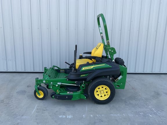 2024 John Deere Z915E Equipment Image0