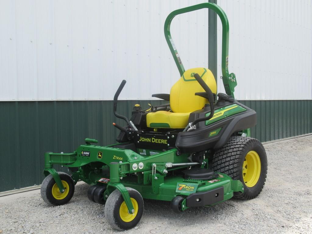 Image of John Deere Z915E Primary image