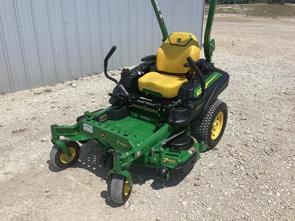 Image of John Deere Z915E equipment image 1