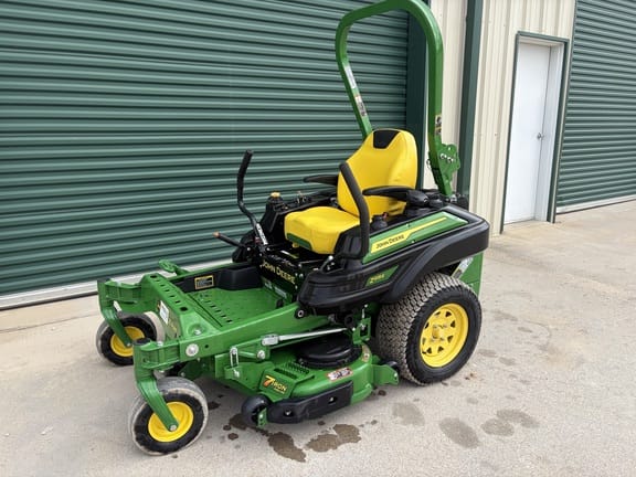 2024 John Deere Z915E Equipment Image0