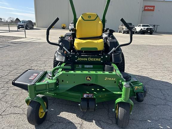 Image of John Deere Z915E equipment image 2
