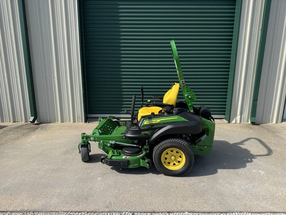 2024 John Deere Z915E Equipment Image0