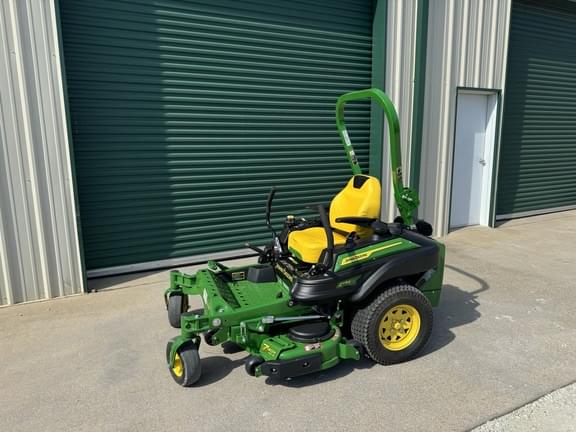 Image of John Deere Z915E equipment image 1
