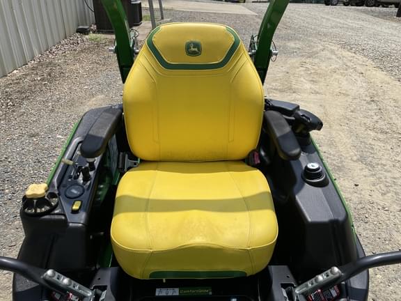 Image of John Deere Z915E equipment image 4