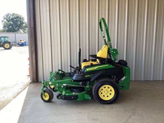 2024 John Deere Z915E Equipment Image0