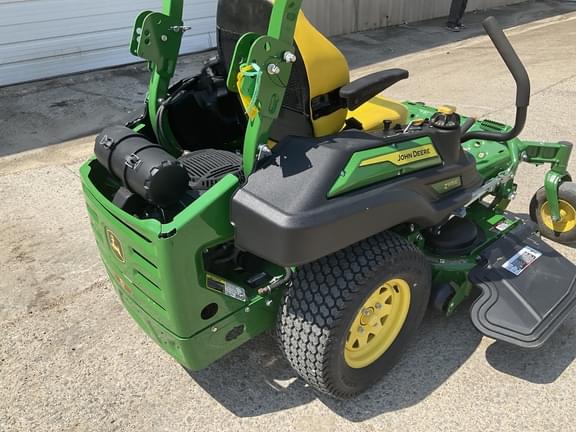 Image of John Deere Z915E equipment image 4