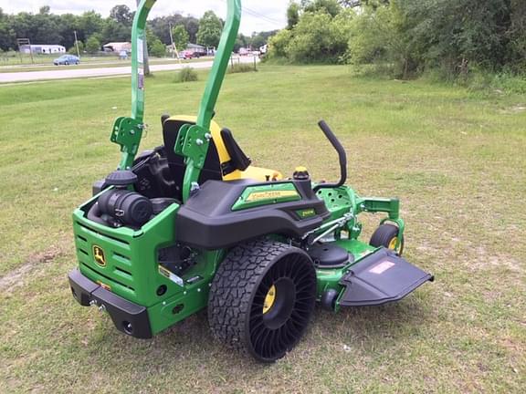 Image of John Deere Z920M equipment image 2