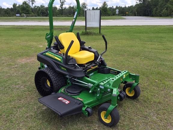 Image of John Deere Z920M equipment image 1