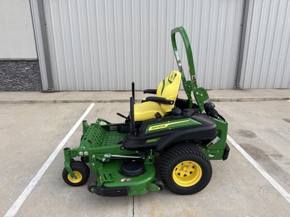 Image of John Deere Z920M equipment image 2